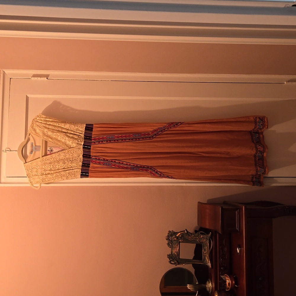 Flying Tomato maxi dress